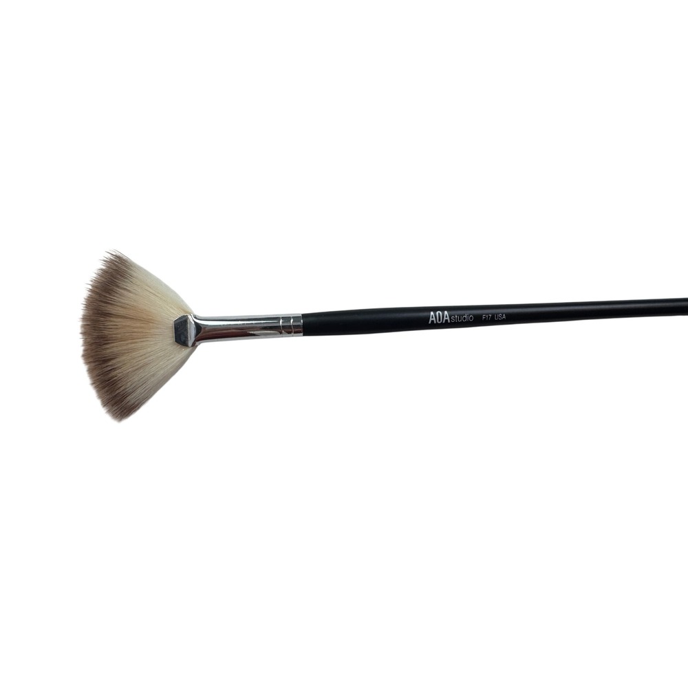 AOA Studio F17 Fan Brush Makeup Highlighter Tool Black Handle Synthetic Bristles